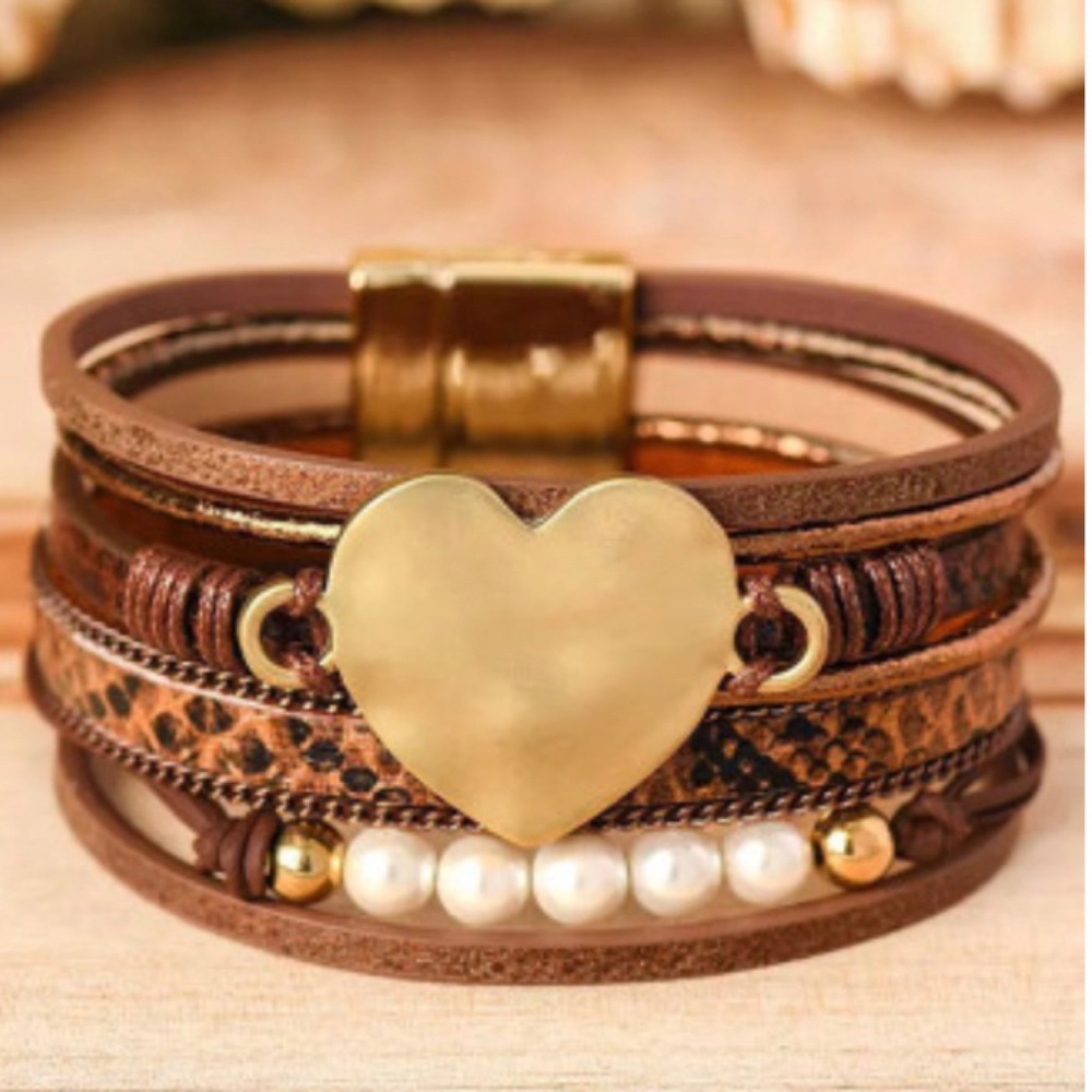 Leather multi layer bohemian bracelet with heart pendant